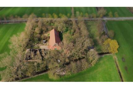 Denkmalgeschützter Resthof auf 14.406 m² Grundstück in Oldenbrok - Ovelgönne Oldenbrok-Altendorf