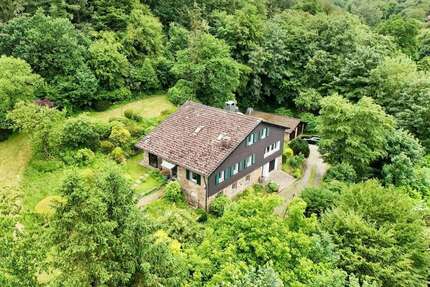 Haus zum Kaufen in Essen 700.000,00 € 203 m²