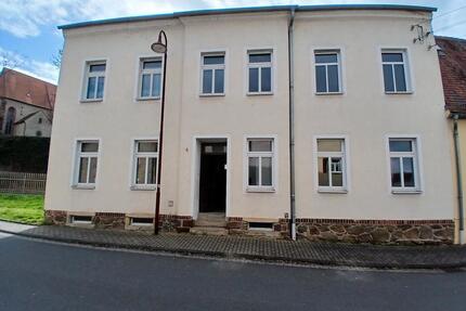 Einfamilienhaus - 85.000,00&nbsp;EUR Kaufpreis, ca.&nbsp; 170,00&nbsp;m&sup2; in Trebsen/Mulde (PLZ: 04687)