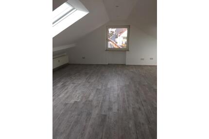 Bad Bocklet: 2 Zimmer Wohnung mit EBK