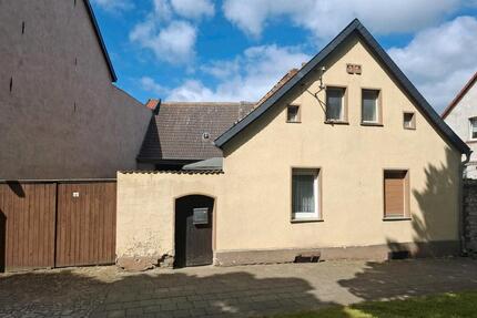 Einfamilienhaus mit großem Grundstück - Gröningen