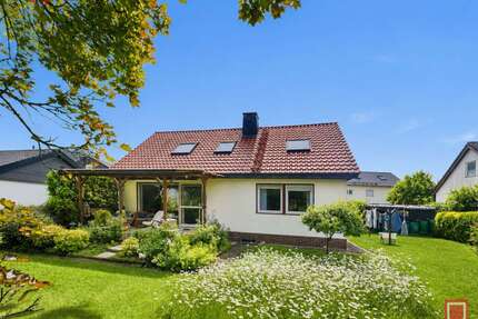 Haus zum Kaufen in Niedervellmar 379.000,00 € 127.92 m²
