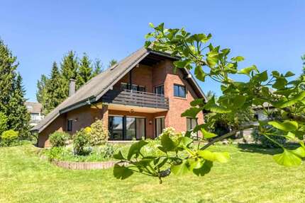 Haus zum Kaufen in Rösrath-Kleineichen 765.000,00 € 267.95 m²