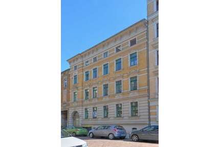 Wohnung zum Mieten in Halle 520,00 € 74.26 m²