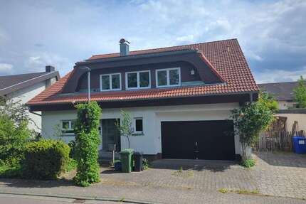 Haus zum Kaufen in St.Leon-Rot 849.000,00 € 270 m²