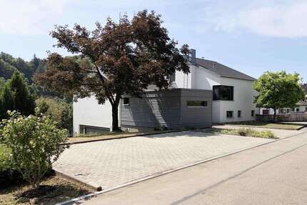Haus zum Kaufen in Kandern 985.000,00 € 247.3 m²