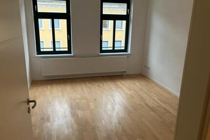 Sonnige neurenovierte 3,5-Zimmerwohnung - Leipzig Ost