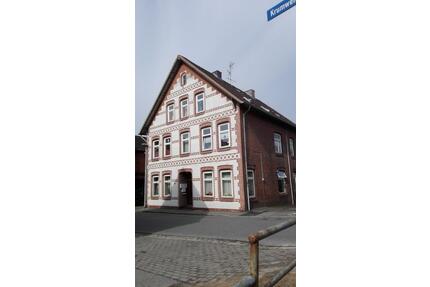 Sonnige, ruhige 2-Zimmer-Jugendstilwohnung - Wilster