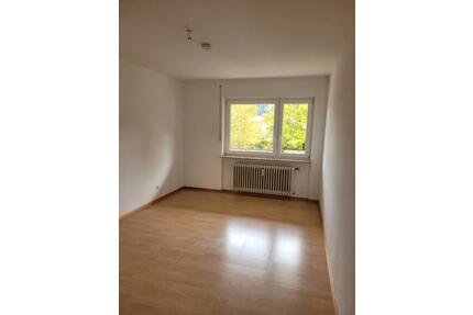 Ruhige 2 Zimmer Wohnung - 770,00&nbsp;EUR Kaltmiete, ca.&nbsp; 55,00&nbsp;m&sup2; in Waldkirch (PLZ: 79183)