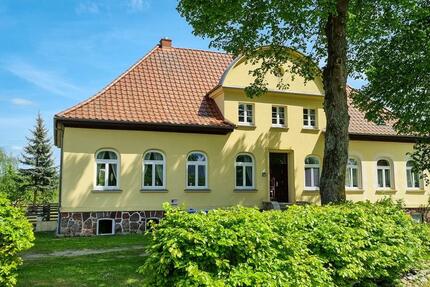 Urlaub im Gutshaus in MV für 4 bis 8 Personen - Brüel
