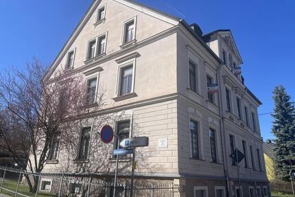 Für EIGENNUTZER ! Individuell gestaltbare Wohnung im 1. OG - mit Balkon, Garage und Stellplatz! - Bärenstein
