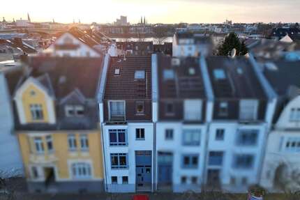 Haus zum Kaufen in Bonn-Beuel 948.000,00 € 243 m²