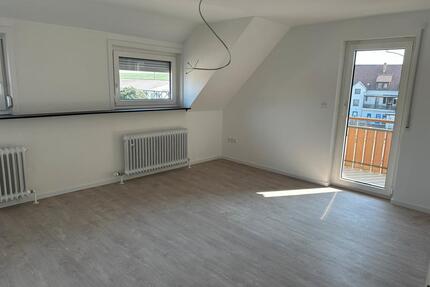 Erstbezug 3-Zimmer-Whg 60qm mit Balkon und Dachboden - Nordheim