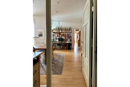 Großzügige 3-Zimmer-Wohnung mit 2 Balkonen in 06114 Halle (Saale)