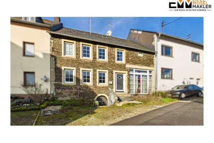 Haus zum Kaufen in Burgen 225.000,00 € 144.83 m²