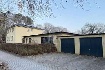 Haus zum Kaufen in Wilhelmshaven 490.000,00 € 381 m²