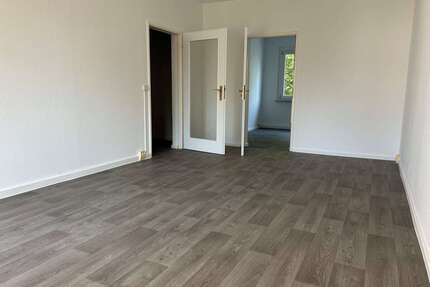 Wohnung zum Mieten in Wilkau-Haßlau 290,00 € 56 m²