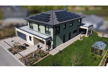 Exklusiver Wohntraum auf 215 m2 - Einziehen und direkt wohlfühlen - Scheinfeld