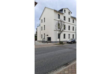 Luxuriöses Wohnen mit maximaler Flexibilität: Neubau-Juwel mit separater Einliegerwohnung - Bad Homburg