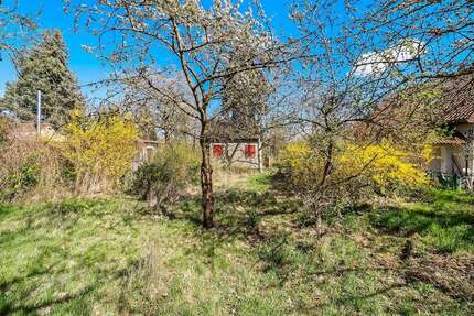 Grundstück zu verkaufen in Hoppegarten 298.000,00 € 826 m²