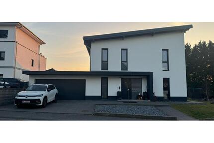 Neuwertiges Einfamilienhaus zu verkaufen - Sankt Katharinen