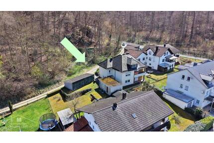 Einfamilienhaus mit Einliegerwhg. und Garage in sonniger u. ruhiger Waldrandlage von Kipfenberg
