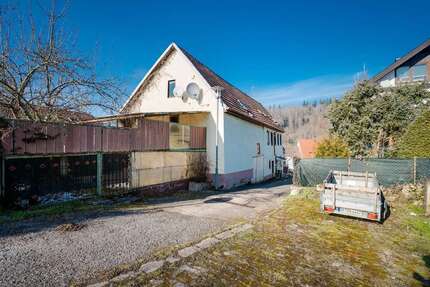 Haus zum Kaufen in Pforzheim 188.000,00 € 110 m²
