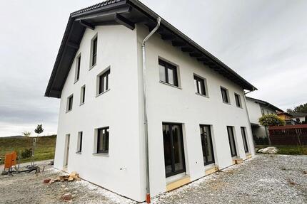 Moderne Doppelhaushälfte Haus - Neubau - Provisionsfrei - Hengersberg