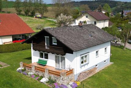 Gepflegtes EFH Landhaus - 389.000,00&nbsp;EUR Kaufpreis, ca.&nbsp; 114,00&nbsp;m&sup2; in Simbach am Inn (PLZ: 84359)
