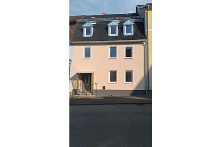 Charmantes, geräumiges Einfamilienhaus in Schleiz zu verkaufen