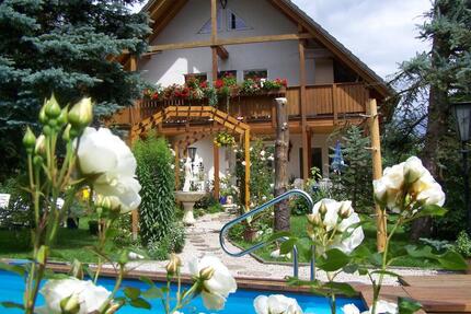 Apartment vollmöbliert Balkon Fußbodenheizung WLAN 339€warm - Thermalbad Wiesenbad