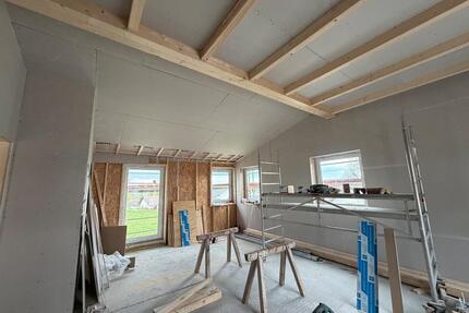 Zu vermieten: Helle & Großzügige 4-Zimmer-Wohnung in Mirskofen - Essenbach