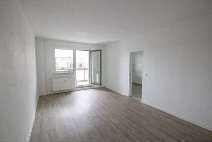 Wohnung zum Mieten in Halle (Saale) 619,00 € 70.3 m²