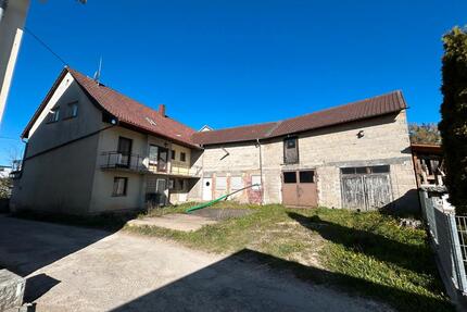 Haus Wohnhaus mit Potenzial in 72474 Winterlingen-Harthausen