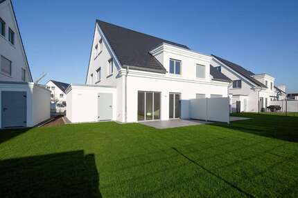 Haus zum Mieten in Duisburg 3.600,00 € 160.28 m²