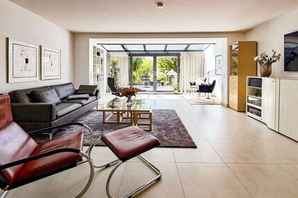 Haus zum Kaufen in Neu-Isenburg 730.000,00 € 182 m²