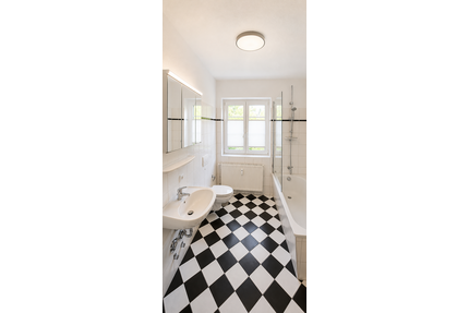 Wohnung zum Kaufen in Eisenach 122.330,00 € 71.11 m²