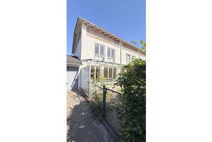 Haus zum Mieten in Garching 2.500,00 € 150 m²