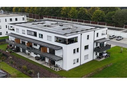 Moderne Erdgeschosswohnung mit Terrasse und Gartenanteil - Tittling