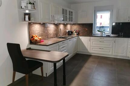 Mietwohnung mit 2 Parkplätzen - 1.800,00&nbsp;EUR Kaltmiete, ca.&nbsp; 109,00&nbsp;m&sup2; in Regensburg (PLZ: 93053) Galgenberg