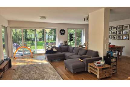 Haus zum Mieten in Erlangen 4.260,00 € 230 m²