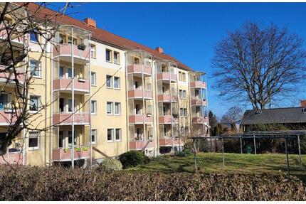 Charmante 4 Zimmerwohnung mit Balkon in ruhiger Lage - Gotha