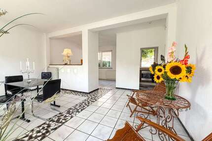 Wohnung zum Kaufen in Tönisvorst Sankt Tönis 249.000,00 € 105 m² - Tönisvorst / Sankt Tönis