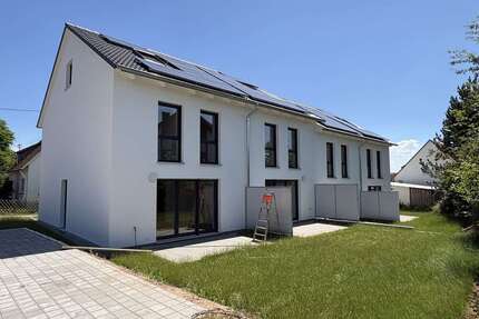 Haus zum Mieten in Tübingen Pfrondorf 2.000,00 € 132 m² - Tübingen / Pfrondorf
