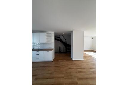 Grundsanierte Doppelhaushälfte mit 5 Zi. in Mörfelden-Walldorf