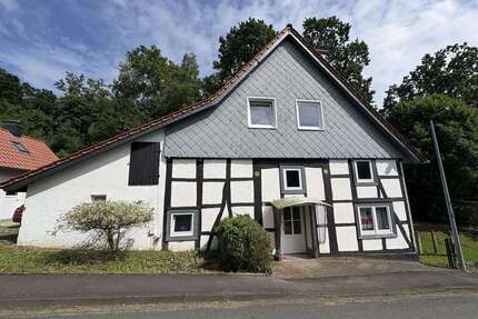 Haus zum Kaufen in Extertal Almena 160.000,00 € 160 m² - Extertal / Almena