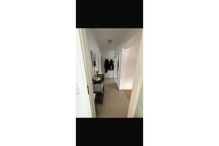 Schöne Wohnung mit super Lage Nähe Köln - Troisdorf Altenrath