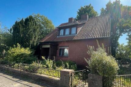 Substanz trifft Potenzial-7 Zimmer auf 1100 m² - Wriedel