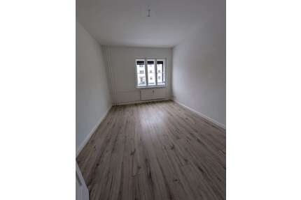 Wohnung zum Mieten in Berlin 650,07 € 53.11 m²