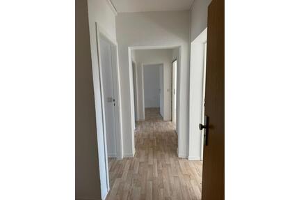 4 Zimmer, Küche, Duschbad - 568,00&nbsp;EUR Kaltmiete, ca.&nbsp; 75,79&nbsp;m&sup2; in Lindow (Mark) (PLZ: 16835)